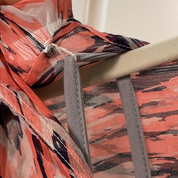 Ella Moss small tunic with grey tank top - Picture 14 of 16